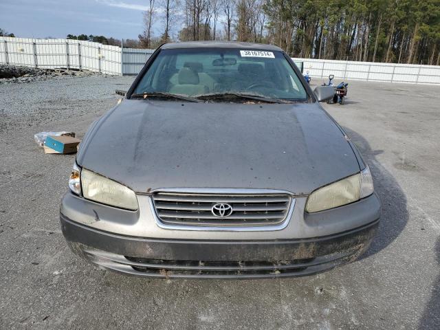 4T1BG22KXWU316078 - 1998 TOYOTA CAMRY CE TAN photo 5