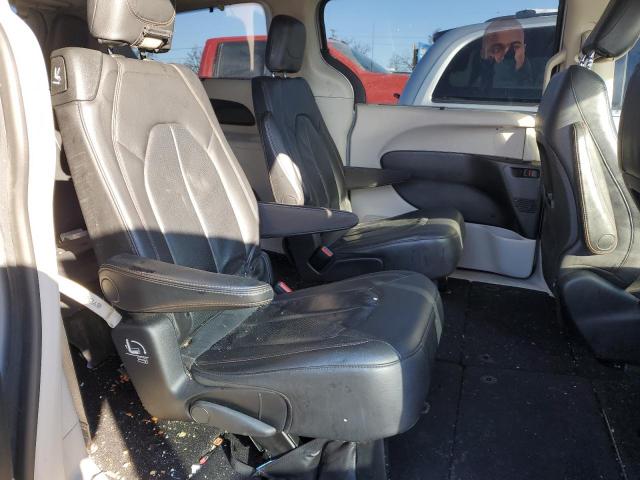 2C4RC1BGXKR650123 - 2019 CHRYSLER PACIFICA TOURING L Արծաթագույն լուսանկար 11
