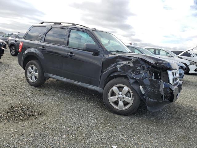 1FMCU0D75AKC75714 - 2010 FORD ESCAPE XLT BLACK photo 4