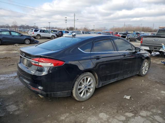 3FA6P0HD4HR263137 - 2017 FORD FUSION SE BLACK photo 3