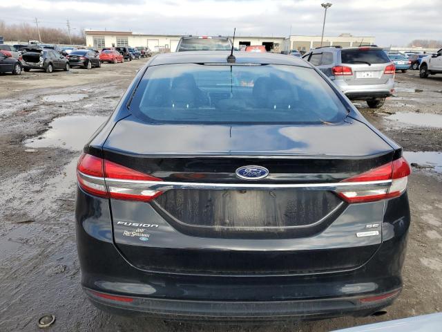 3FA6P0HD4HR263137 - 2017 FORD FUSION SE BLACK photo 6