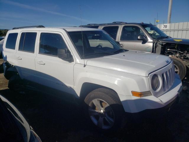 1C4NJRBBXCD513033 - 2012 JEEP PATRIOT SPORT WHITE photo 4