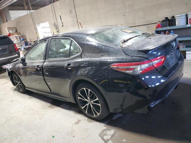 4T1B11HK2JU673329 - 2018 TOYOTA CAMRY L BLACK photo 2