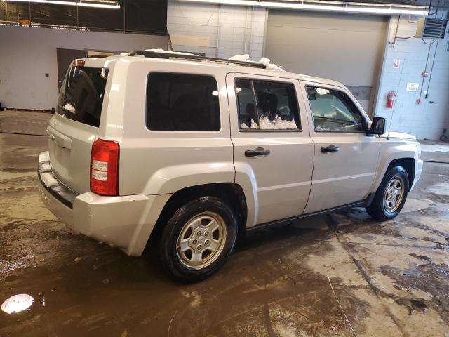 1J8FT28W48D761133 - 2008 JEEP PATRIOT SPORT SILVER photo 3