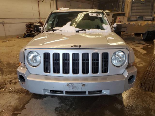 1J8FT28W48D761133 - 2008 JEEP PATRIOT SPORT SILVER photo 5