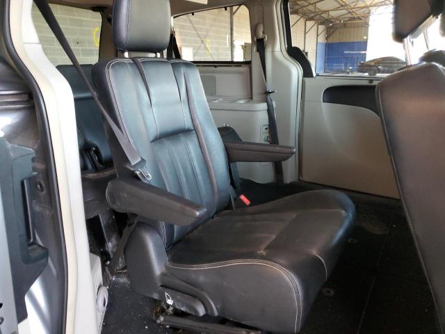 2C4RC1CG8DR716069 - 2013 CHRYSLER TOWN & COU TOURING L SILVER photo 11