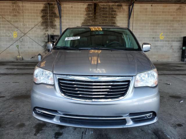 2C4RC1CG8DR716069 - 2013 CHRYSLER TOWN & COU TOURING L SILVER photo 5