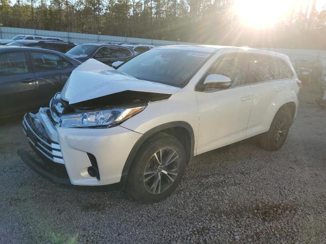 5TDZARFH4KS056335 - 2019 TOYOTA HIGHLANDER LE WHITE photo 1