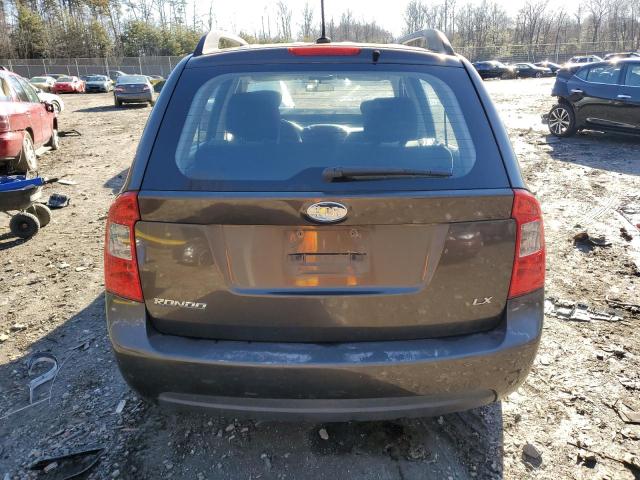 KNAFG528997248710 - 2009 KIA RONDO BASE BROWN photo 6