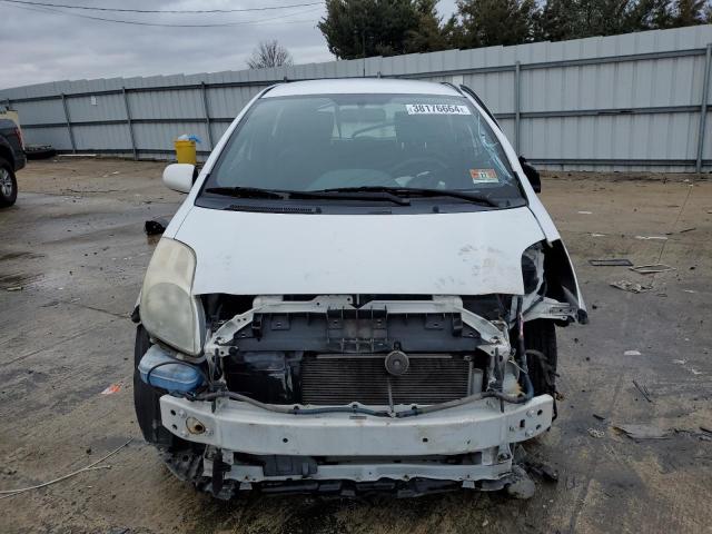 JTDKT903695259459 - 2009 TOYOTA YARIS WHITE photo 5