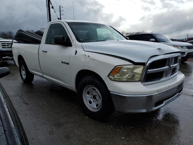 1D3HB16P59J516358 - 2009 DODGE RAM 1500 WHITE photo 4