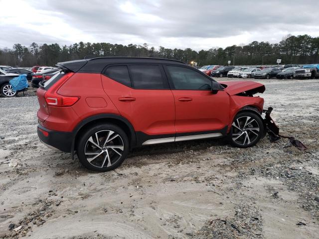 YV4162UM6N2736865 - 2022 VOLVO XC40 T5 R-DESIGN RED photo 3