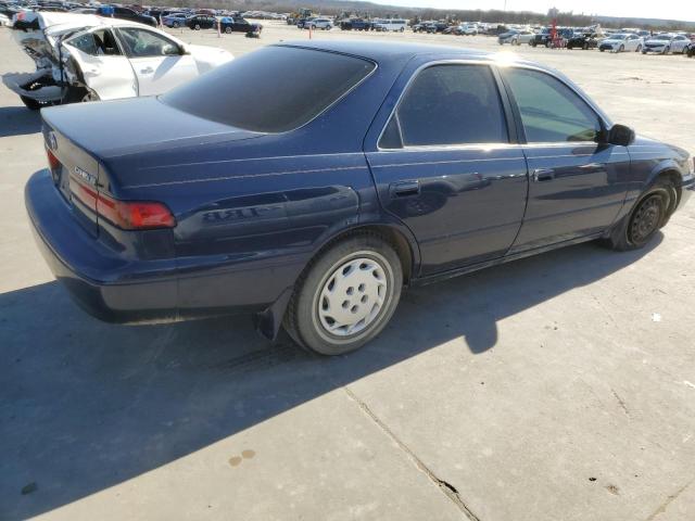 JT2BG28K6W0253718 - 1998 TOYOTA CAMRY LE BLUE photo 3