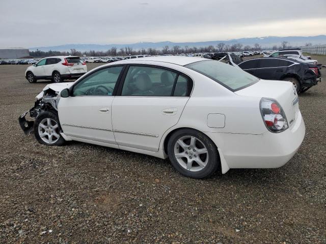 1N4AL11D05N482777 - 2005 NISSAN ALTIMA S WHITE photo 2