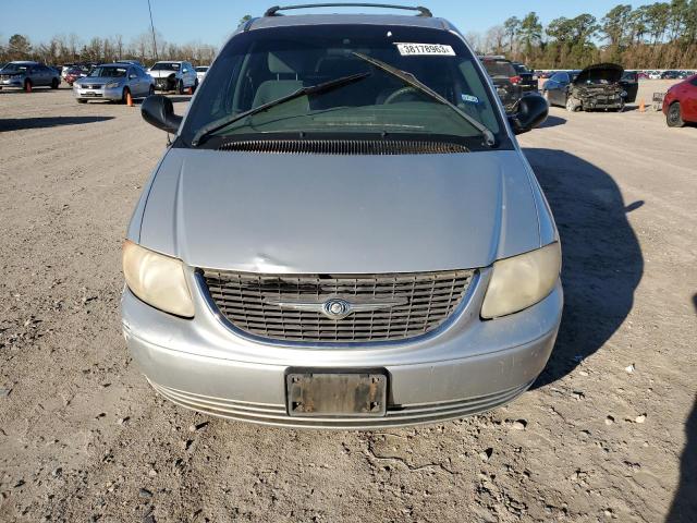 2C4GP44L23R174362 - 2003 CHRYSLER TOWN & COU LX SILVER photo 5