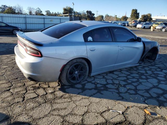 2C3CDXBG8KH699112 - 2019 DODGE CHARGER SXT SILVER photo 3