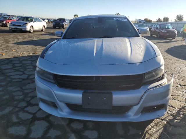 2C3CDXBG8KH699112 - 2019 DODGE CHARGER SXT SILVER photo 5