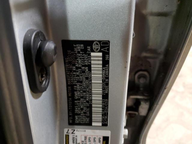 2T1KR32E86C612907 - 2006 TOYOTA COROLLA MA XR SILVER photo 12