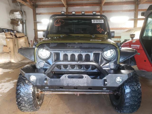 1J4FA54108L566574 - 2008 JEEP WRANGLER SAHARA GREEN photo 5