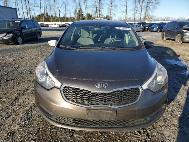 KNAFX4A61E5148486 - 2014 KIA FORTE LX BROWN photo 5