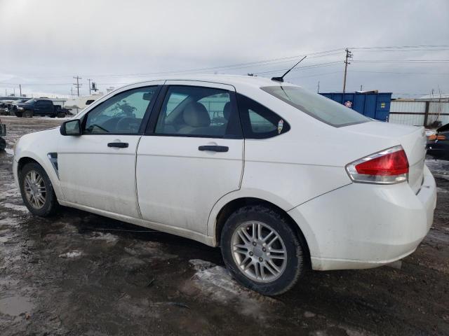 1FAHP35N58W163956 - 2008 FORD FOCUS SE WHITE photo 2