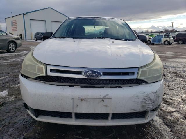 1FAHP35N58W163956 - 2008 FORD FOCUS SE WHITE photo 5