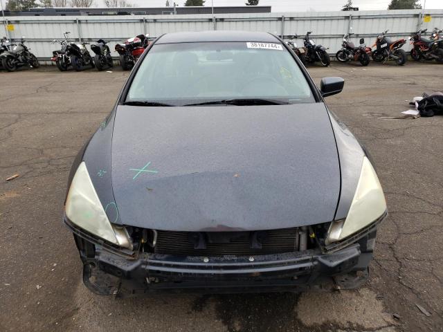 1HGCM56455A101577 - 2005 HONDA ACCORD LX GRAY photo 5