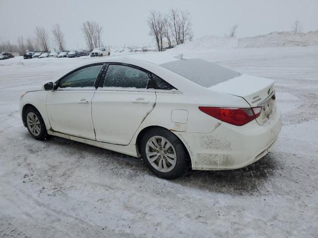 5NPEB4AC7DH603326 - 2013 HYUNDAI SONATA GLS WHITE photo 2