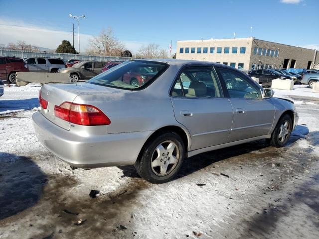 1HGCG1657XA015988 - 1999 HONDA ACCORD EX BEIGE photo 3