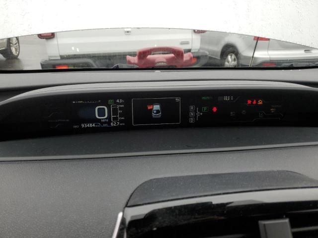 JTDKARFP5J3100982 - 2018 TOYOTA PRIUS PRIM SILVER photo 9