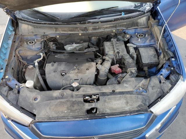 JA4AP3AU5GZ063260 - 2016 MITSUBISHI OUTLANDER ES ლურჯი ფოტო 12