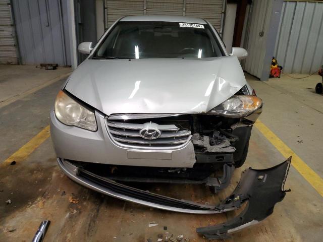 KMHDU4AD5AU827870 - 2010 HYUNDAI ELANTRA BLUE SILVER photo 5