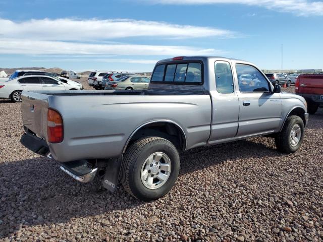 4TAWN72N1TZ134427 - 1996 TOYOTA TACOMA XTRACAB SILVER photo 3