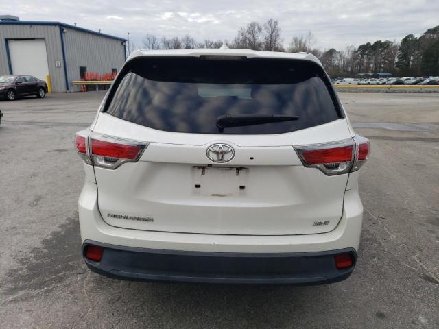 5TDKKRFHXES005649 - 2014 TOYOTA HIGHLANDER XLE WHITE photo 6