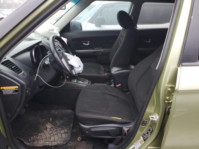 KNDJT2A6XD7628283 - 2013 KIA SOUL + GREEN photo 7