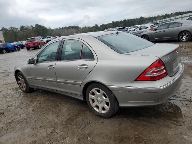 WDBRF56HX6F766189 - 2006 MERCEDES-BENZ C 350 SILVER photo 2