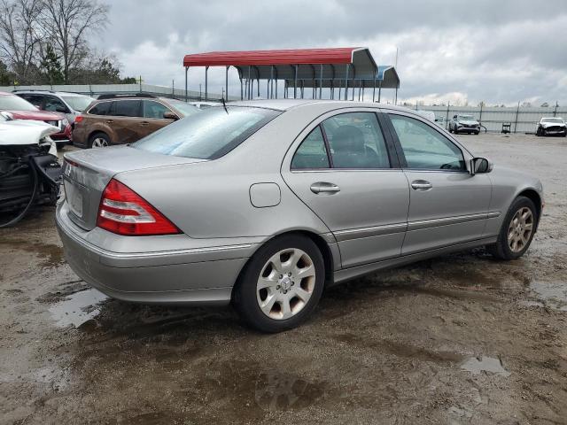 WDBRF56HX6F766189 - 2006 MERCEDES-BENZ C 350 SILVER photo 3