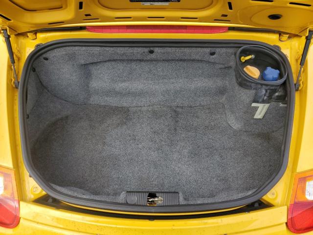 WP0CA2988YU620839 - 2000 PORSCHE BOXSTER YELLOW photo 11