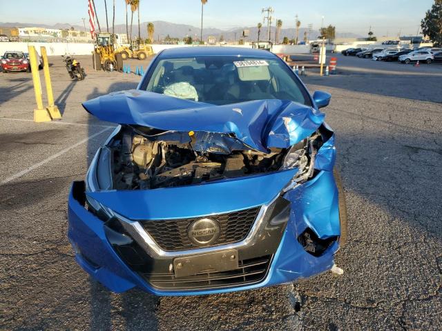 3N1CN8EV0ML859411 - 2021 NISSAN VERSA SV BLUE photo 5