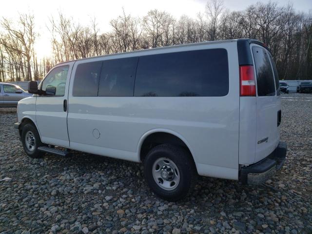 1GAWGFFG7K1191810 - 2019 CHEVROLET EXPRESS G2 LT WHITE photo 2