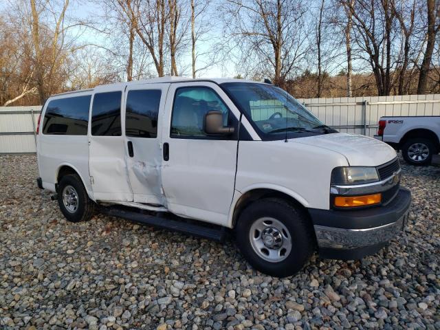 1GAWGFFG7K1191810 - 2019 CHEVROLET EXPRESS G2 LT WHITE photo 4