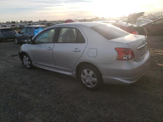 JTDBT923871053688 - 2007 TOYOTA YARIS SILVER photo 2