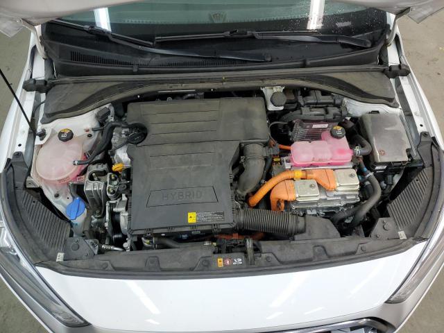 KMHC75LC4LU233996 - 2020 HYUNDAI IONIQ SE WHITE photo 11