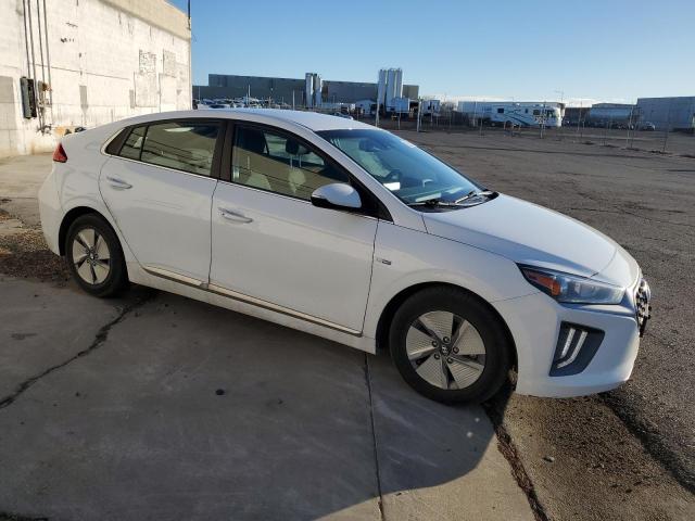 KMHC75LC4LU233996 - 2020 HYUNDAI IONIQ SE WHITE photo 4