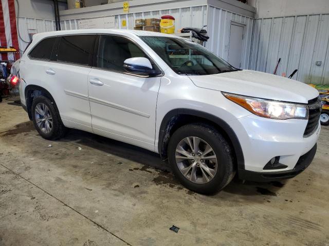 5TDBKRFH5FS137901 - 2015 TOYOTA HIGHLANDER LE WHITE photo 4