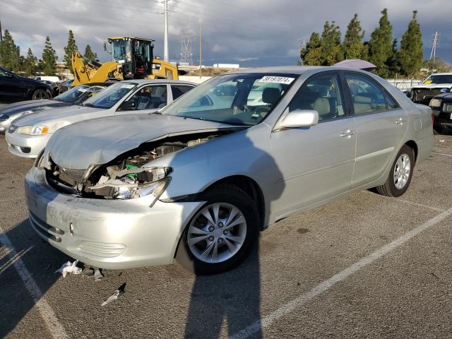 JTDBE32K830196347 - 2003 TOYOTA CAMRY LE SILVER photo 1