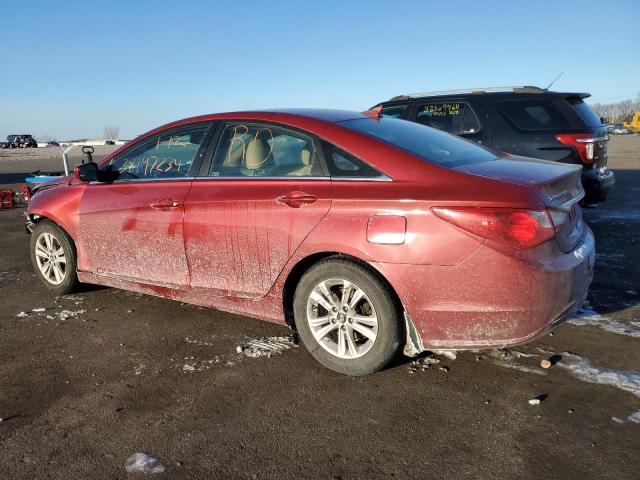 5NPEB4AC5DH748364 - 2013 HYUNDAI SONATA GLS RED photo 2