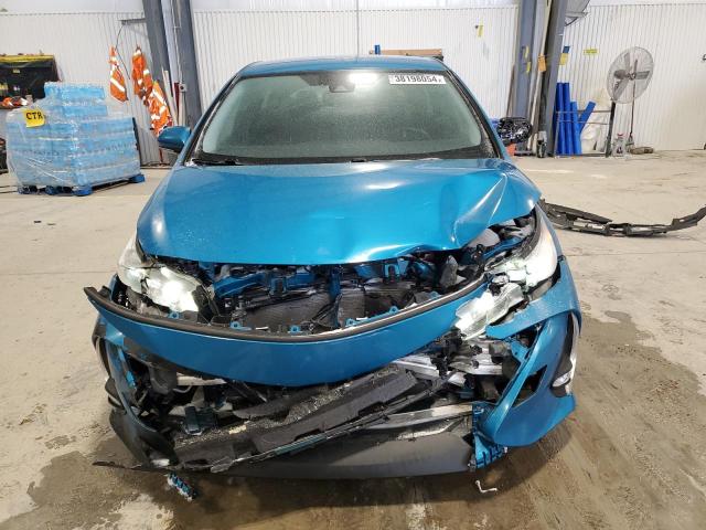 JTDKARFP8H3026127 - 2017 TOYOTA PRIUS PRIM BLUE photo 5