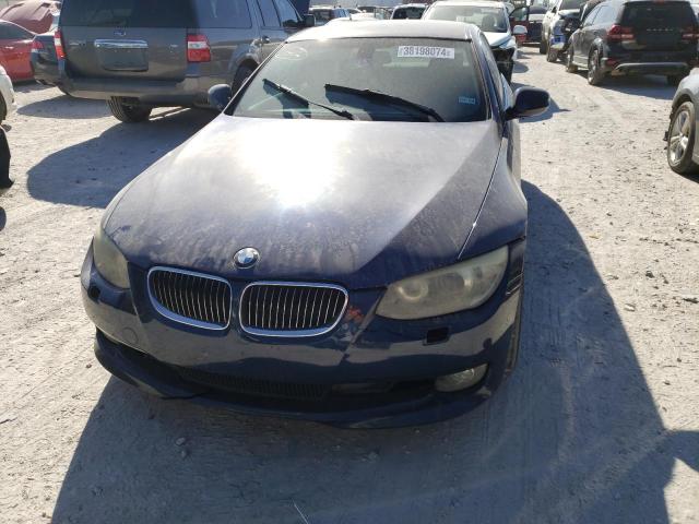 WBAKE3C5XBE441561 - 2011 BMW 328 I BLUE photo 5