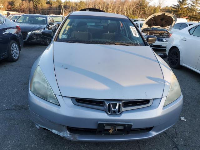 1HGCM56134A032506 - 2004 HONDA ACCORD DX SILVER photo 5